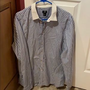 H&M Blue and White Button Down